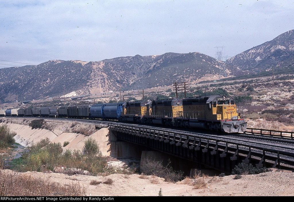 UP 3758 on Cajon Pass